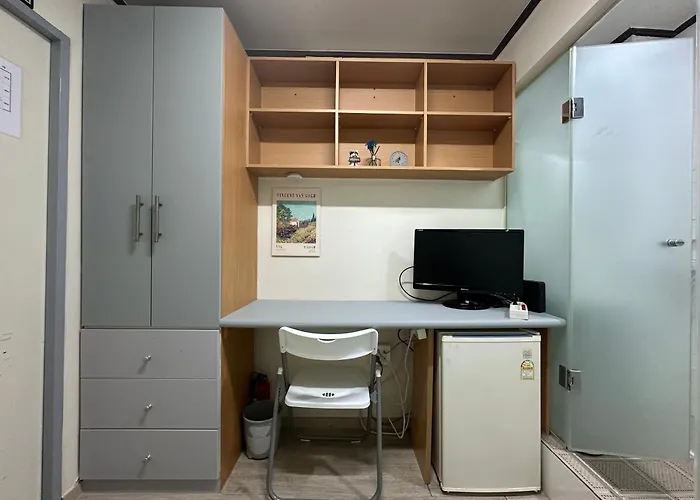 Aparthotel Sinchon S Seoel